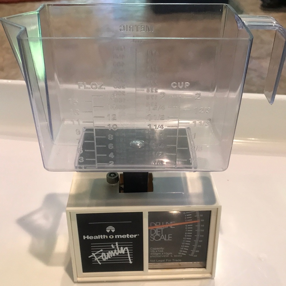 Vintage Health o meter Food Scale with Measuring Cup